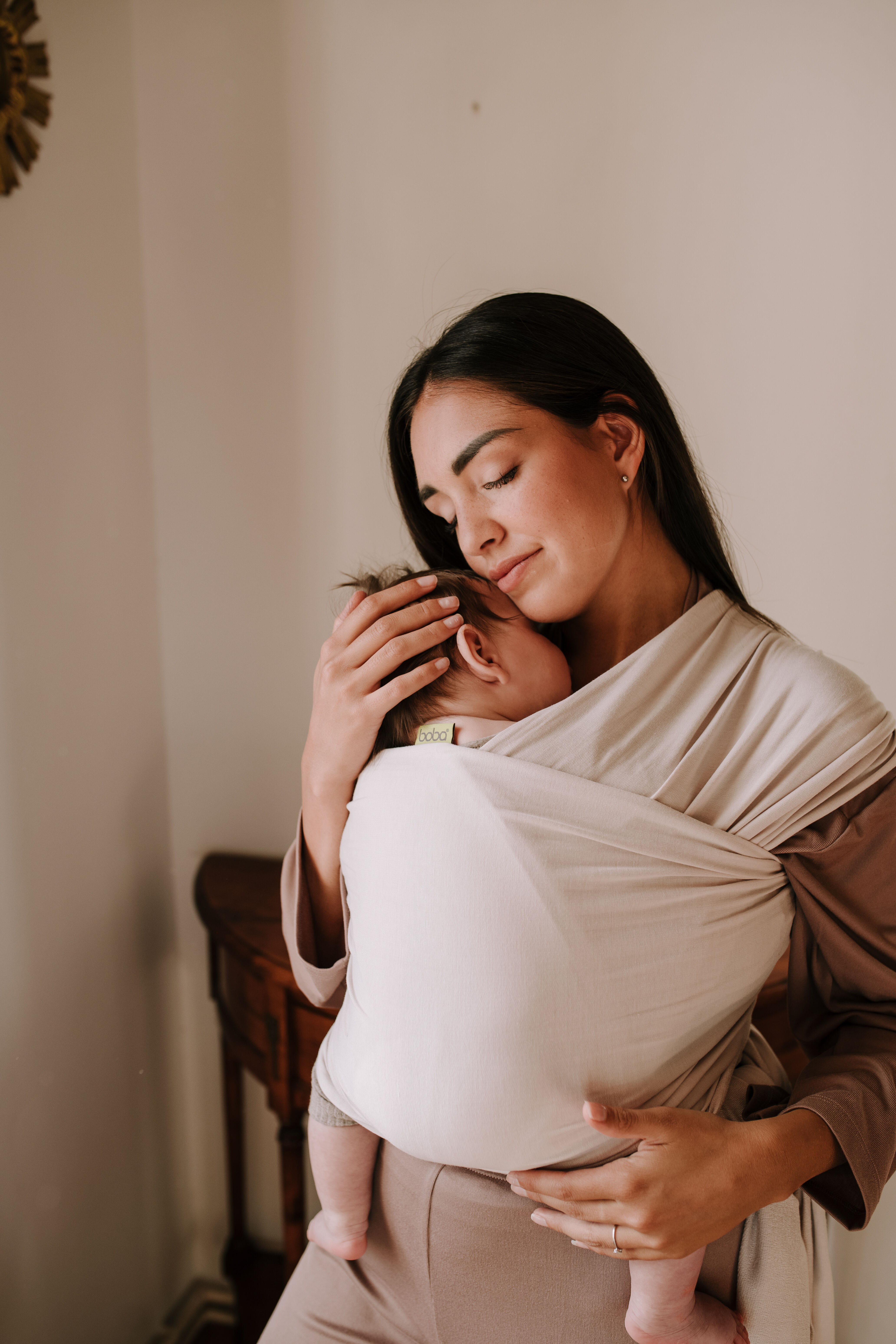 حمالة بوبا سيرينتي قابلة للف للرضع - بيج image number 1