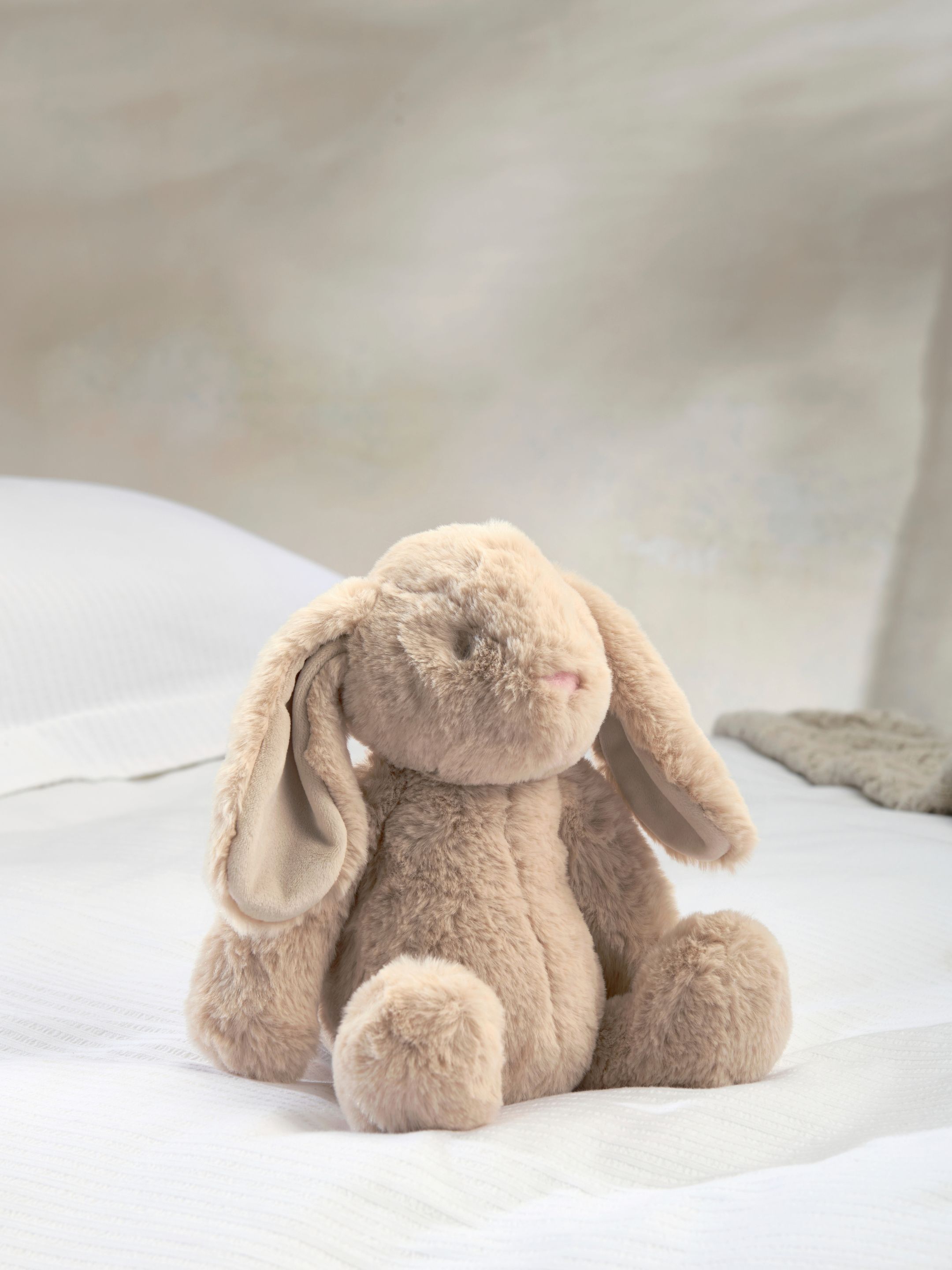 Cosy Gift Set - Seedling Knitted Blanket with Tan Bunny Soft Toy image number 7