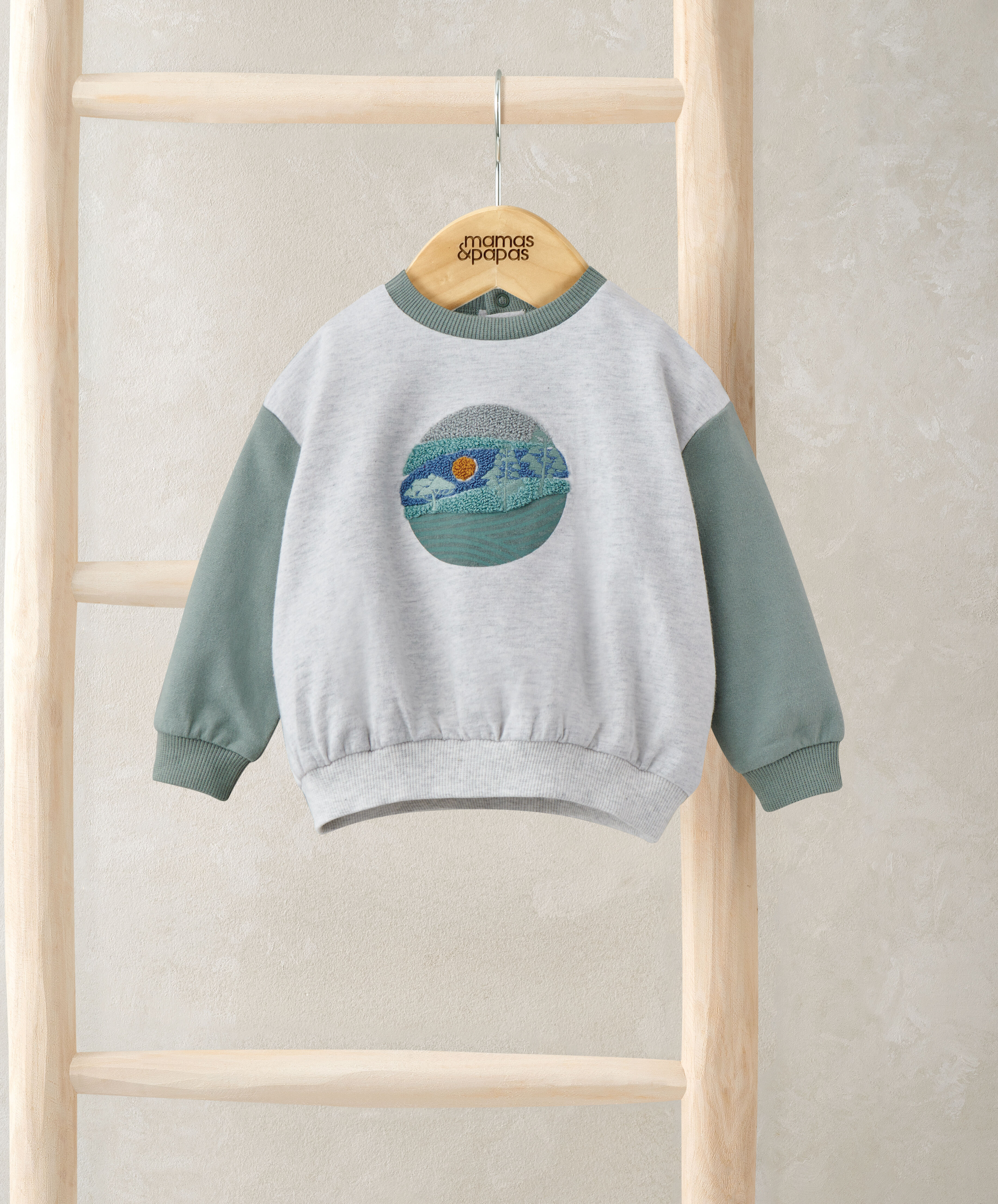 سويت شيرت مزين بطبعة - أزرق image number 1