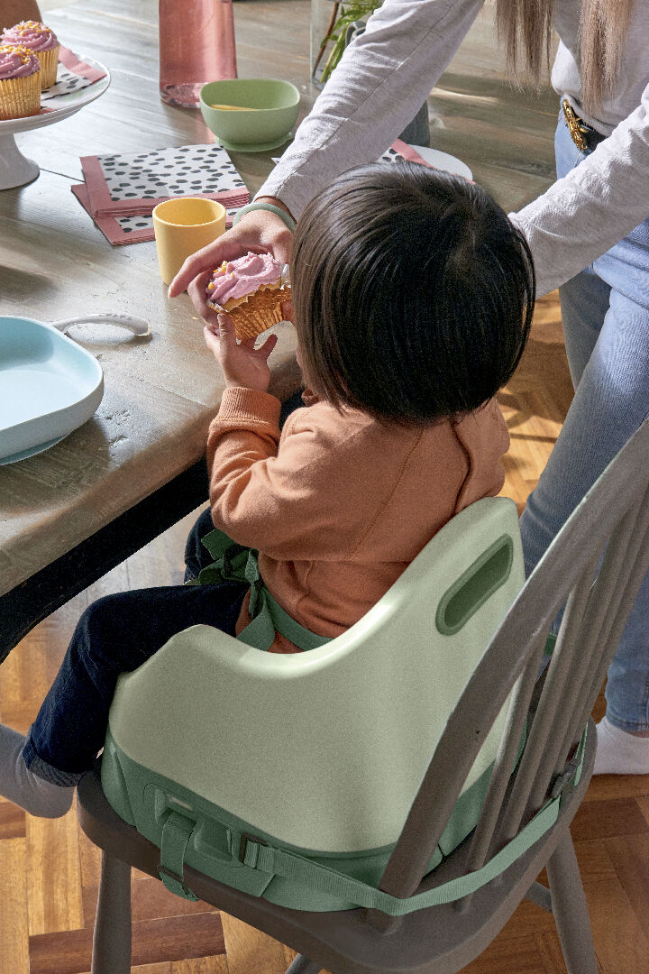 مقعد باغ داعم وأرضي 3 في 1 بصينية ألعاب - أوكالبتوس image number 9