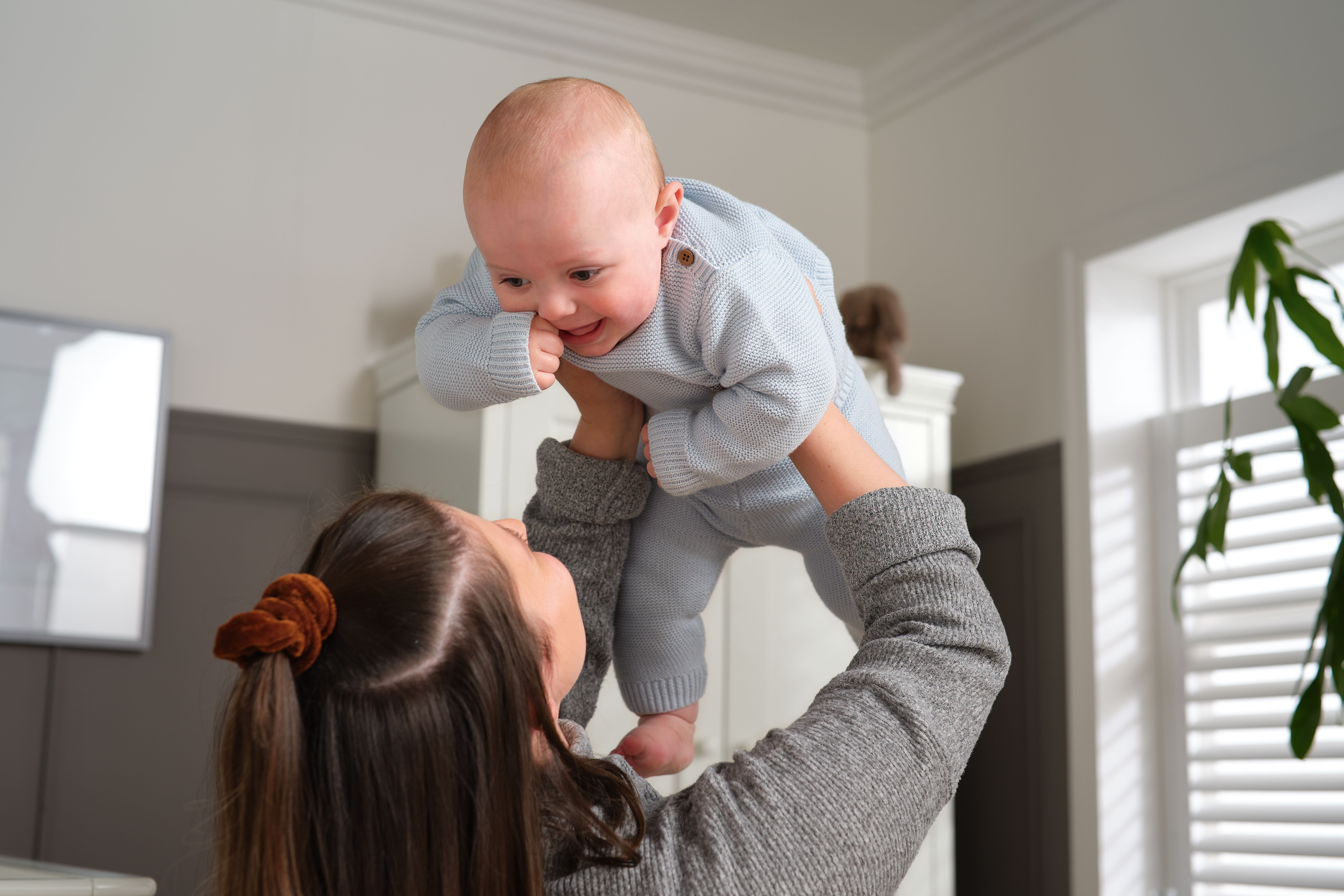 طقم منسوج بلون أزرق - قطعتان image number 5