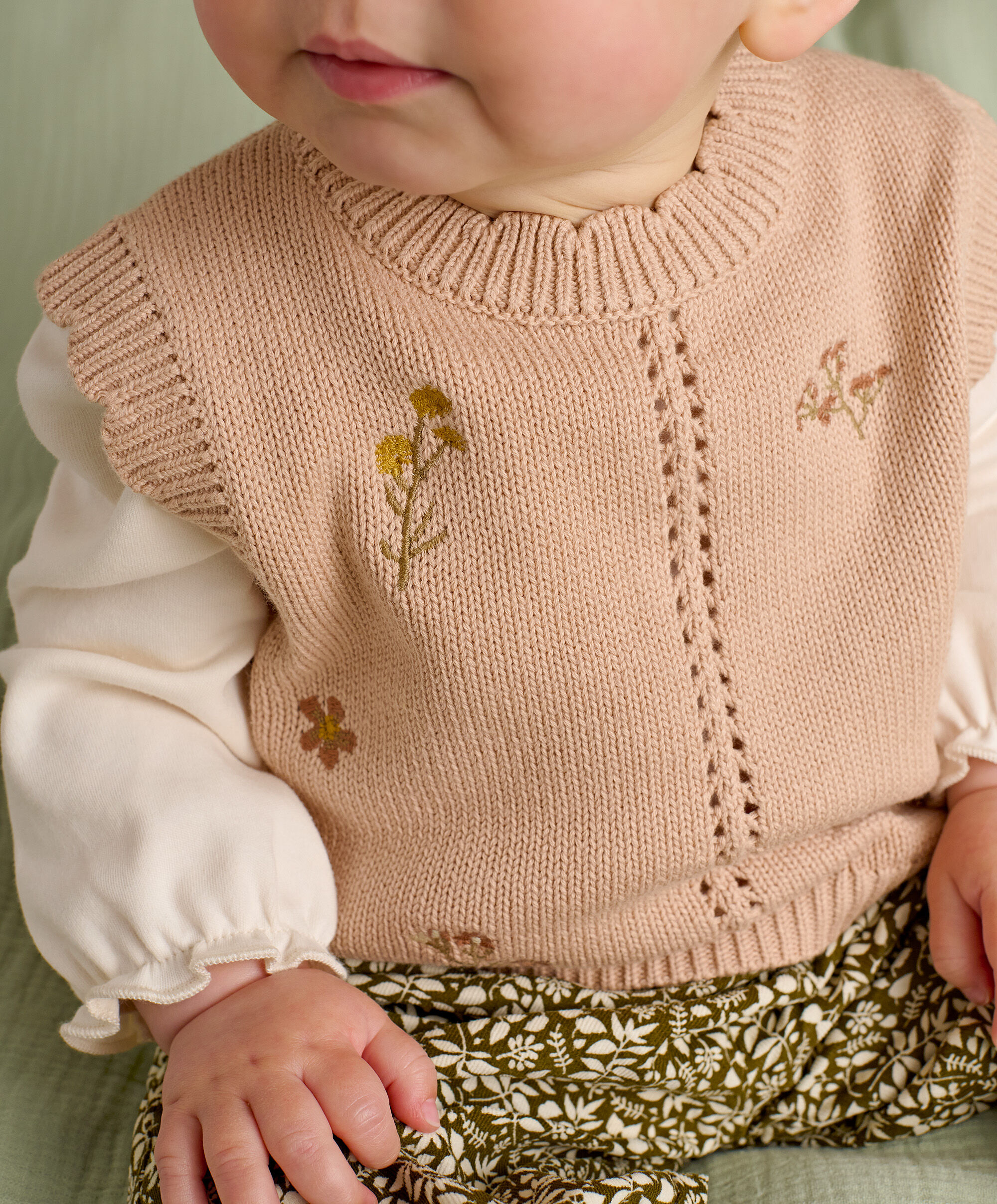 2pc Tank Top & Trouser Set image number 4