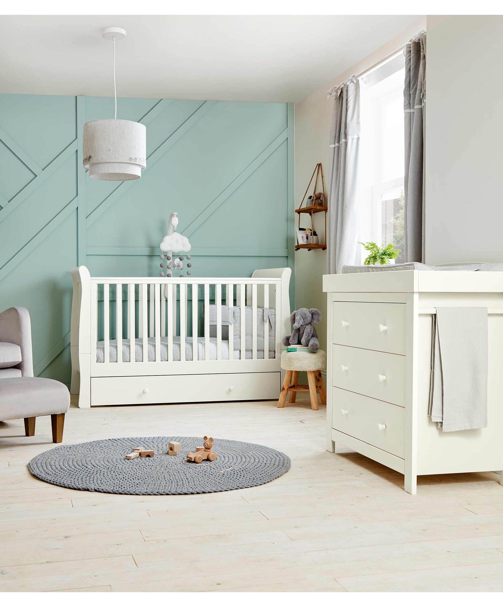 مجموعة مهد وخزانة أدراج/طاولة تغيير ميا بلون أبيض - قطعتان image number 1