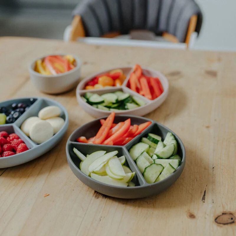 طبق سيليكون بقاعدة شفط من بيبيتا - وردي image number 3