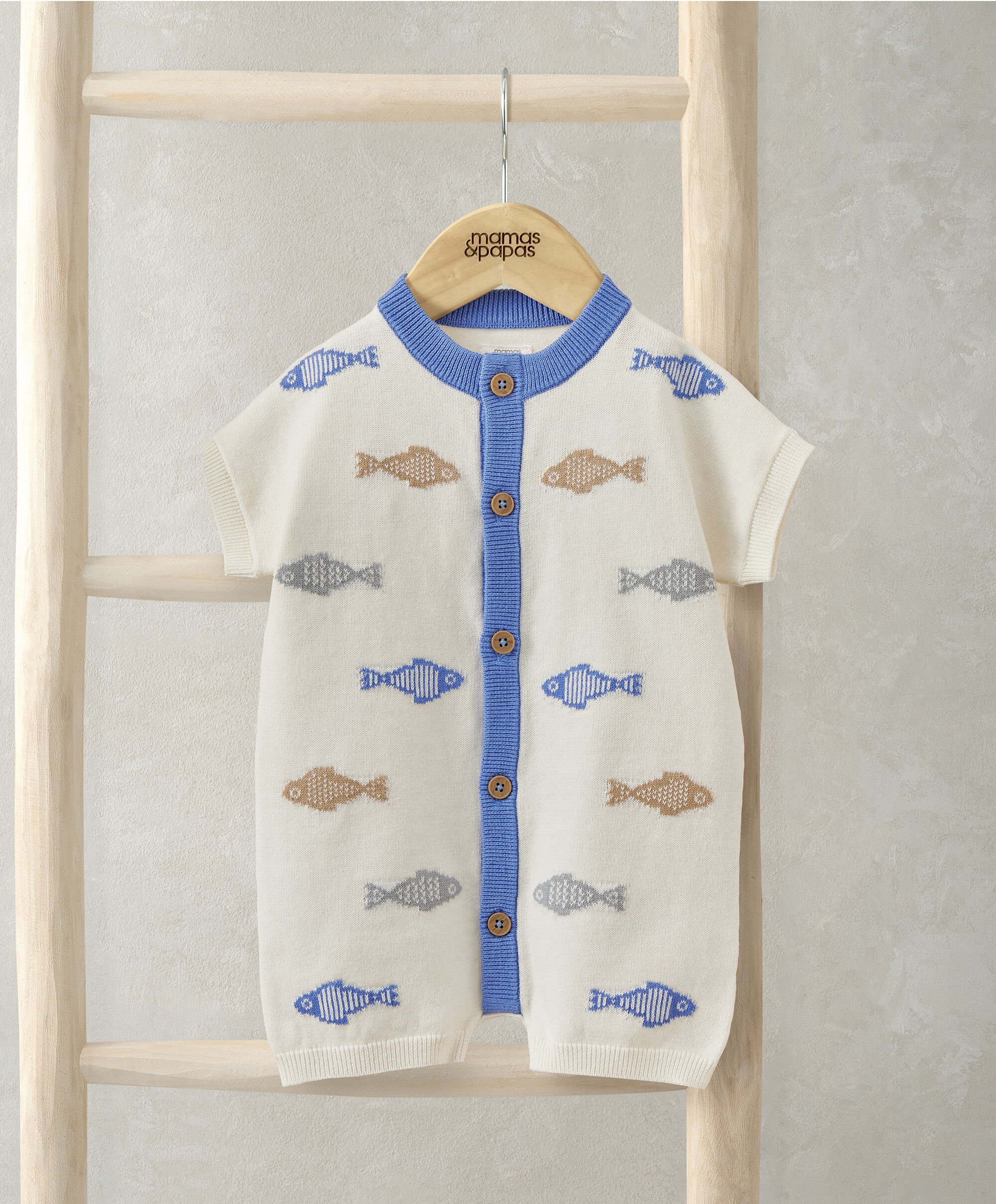 رومبر منسوج بلون كريمي