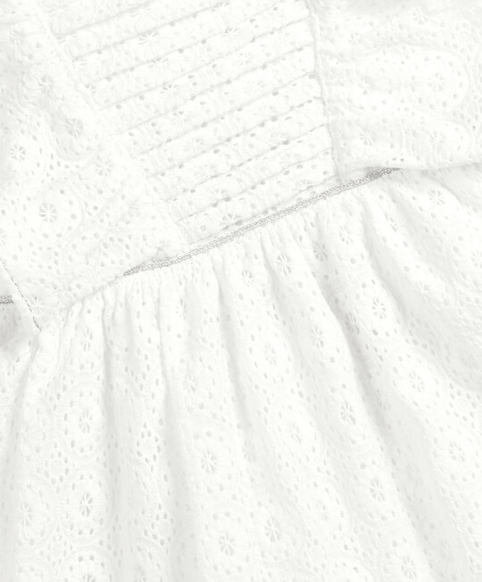 فستان مُطرز أبيض image number 3