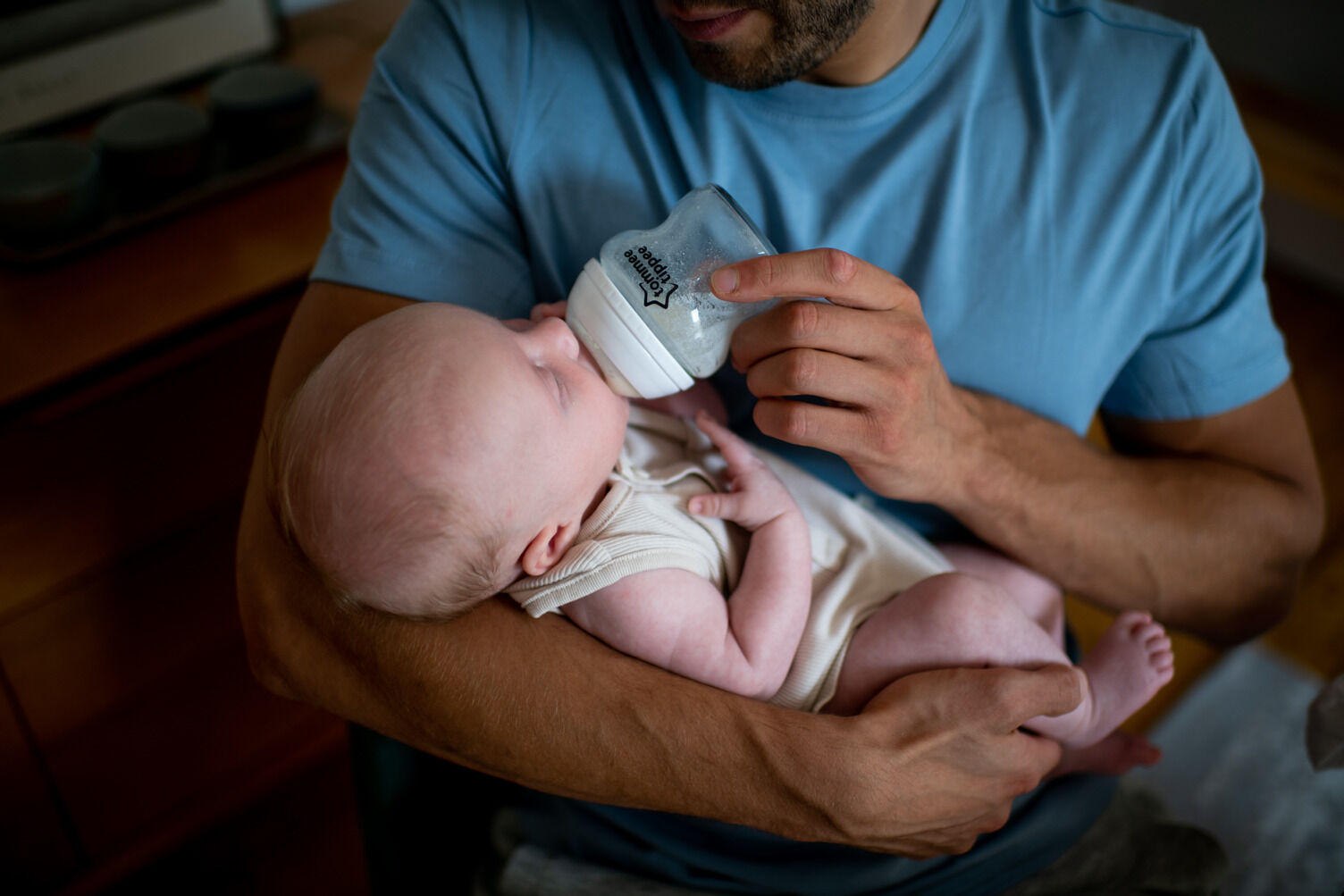 مجموعة زجاجات رضاعة كلوزر تو نيتشر من تومي تيبي، 260 ملل &times; 6 - للأولاد image number 5