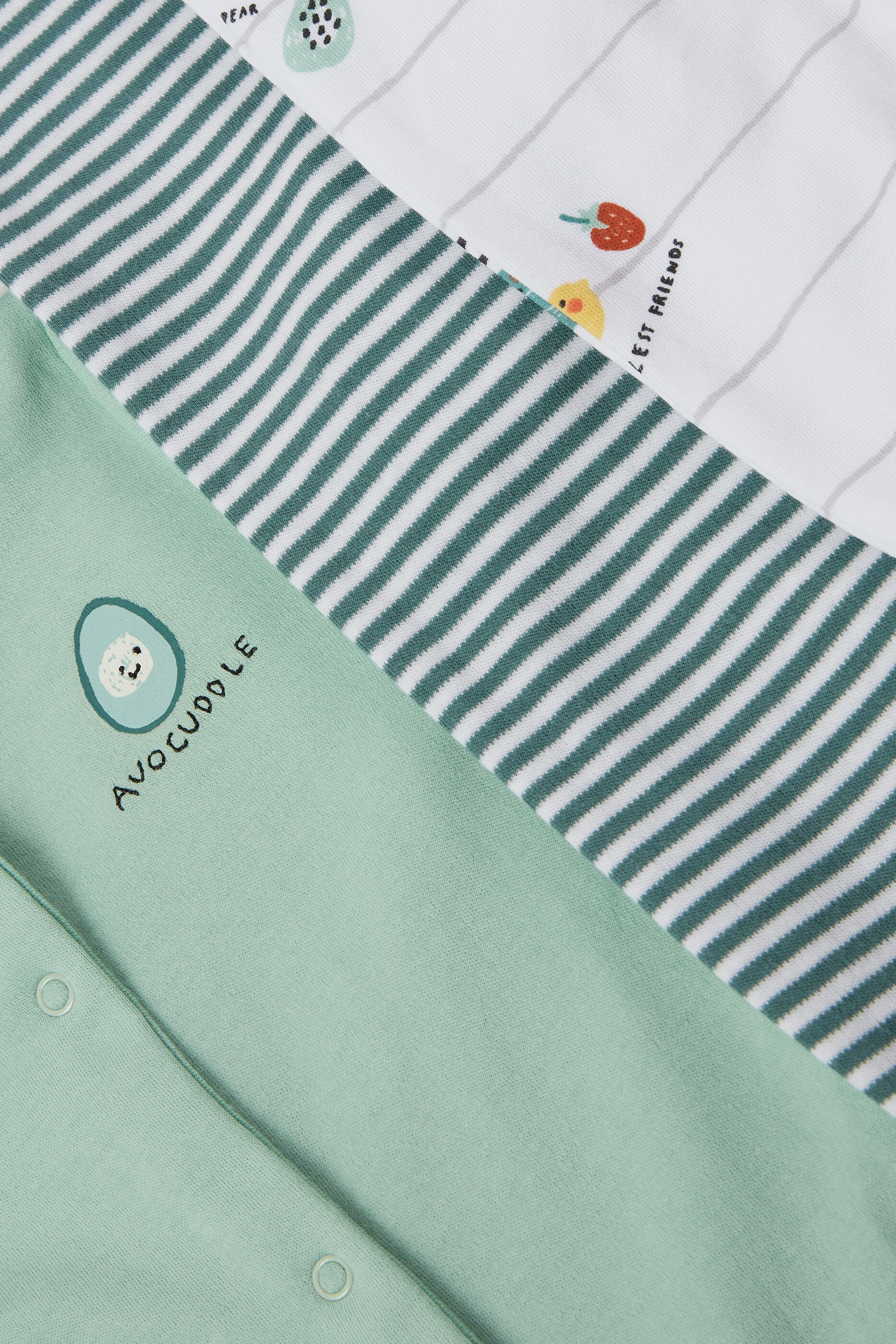 طقم بيجاما قطعة واحدة بنقشة فاكهة - 3 قطع image number 3