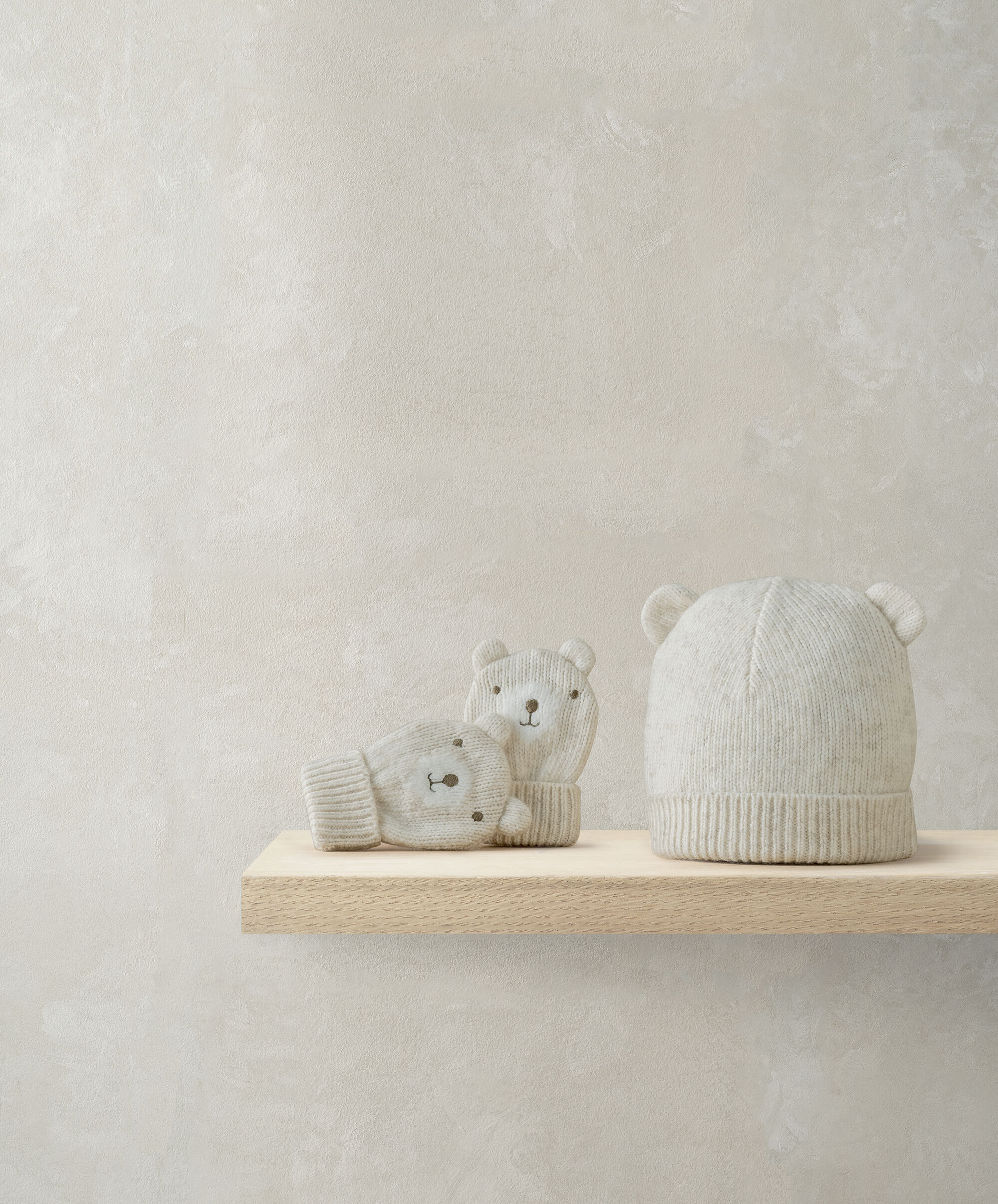 Knit Hat and Mitts Set