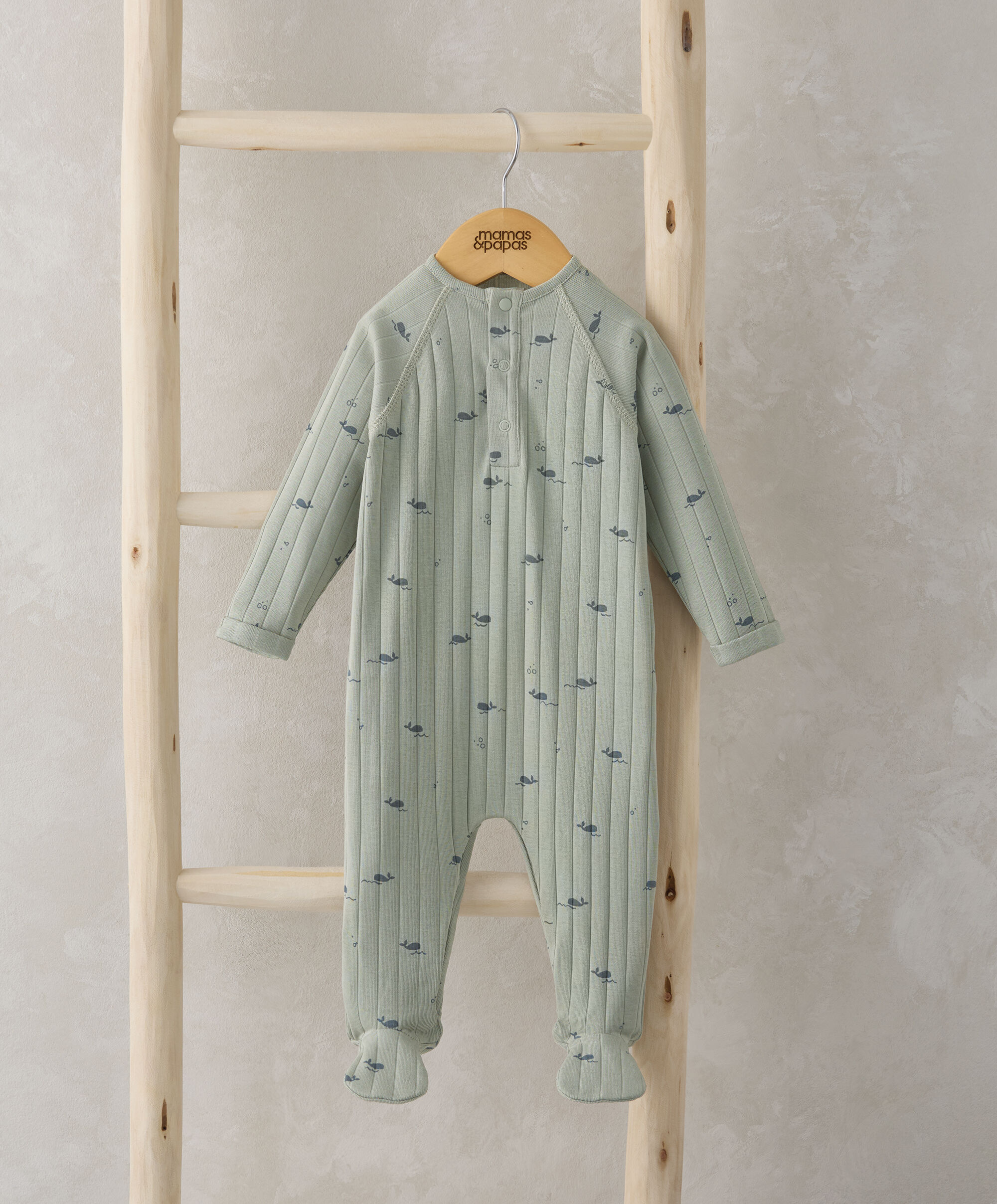 لباس الكل في واحد بنقشة حوت image number 1