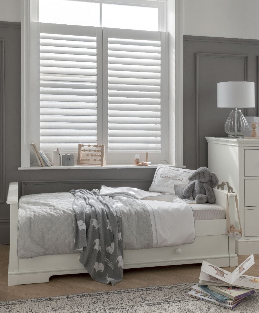 مجموعة مهد وخزانة أدراج/طاولة تغيير أكسفورد image number 5