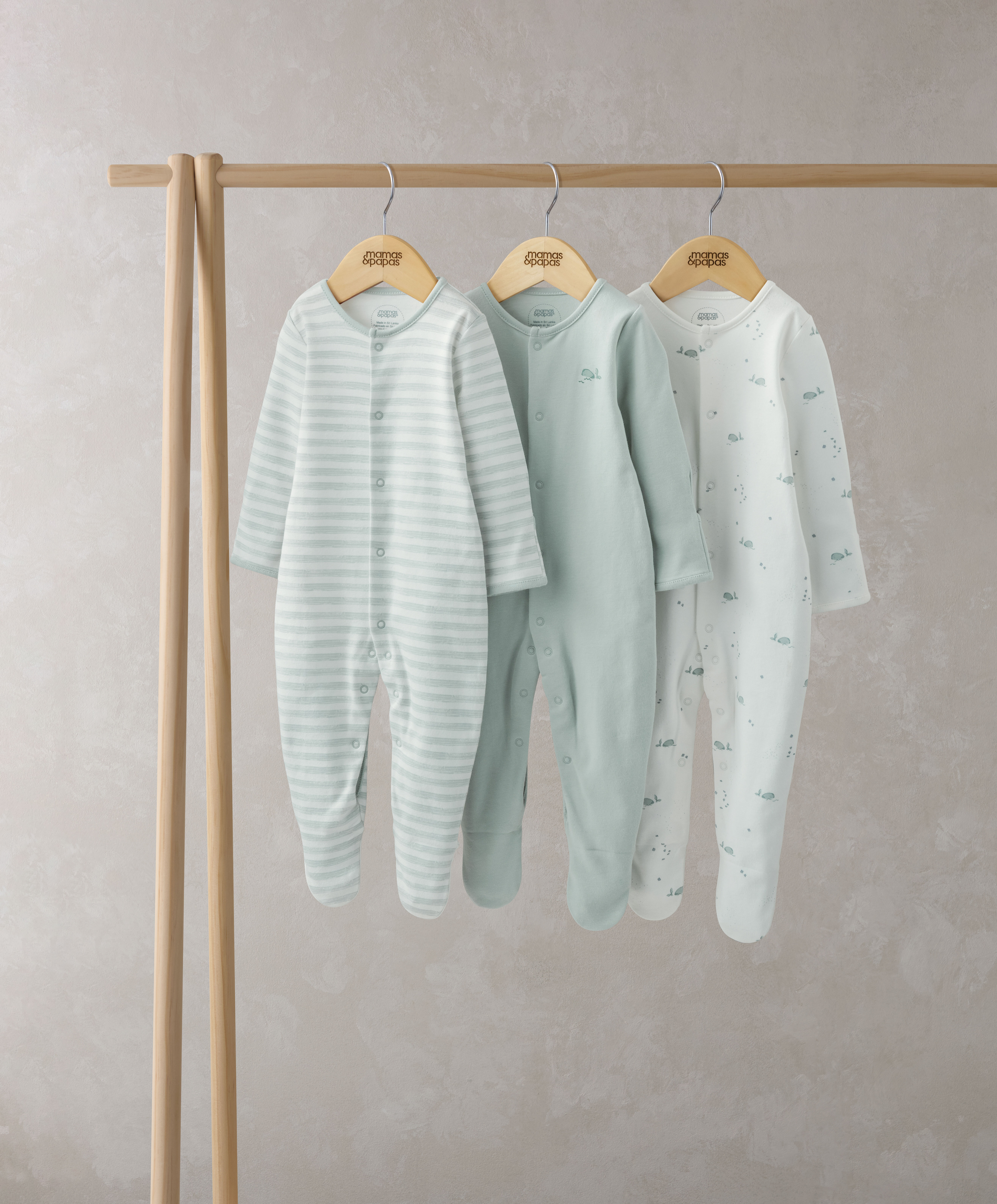 طقم بيجاما قطعة واحدة بطبعة حوت - 3 قطع