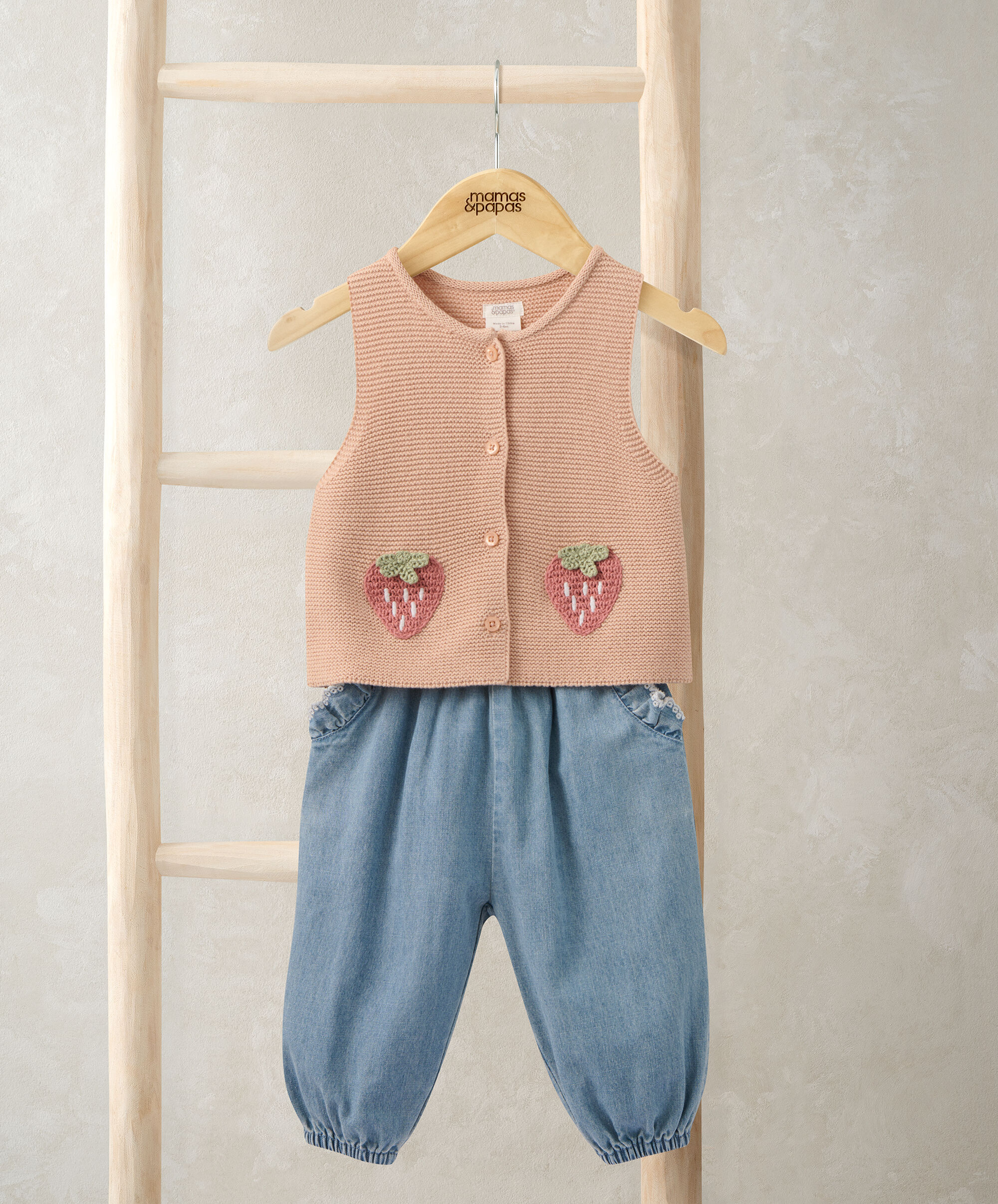 طقم فيست منسوج وبنطال دنيم image number 1