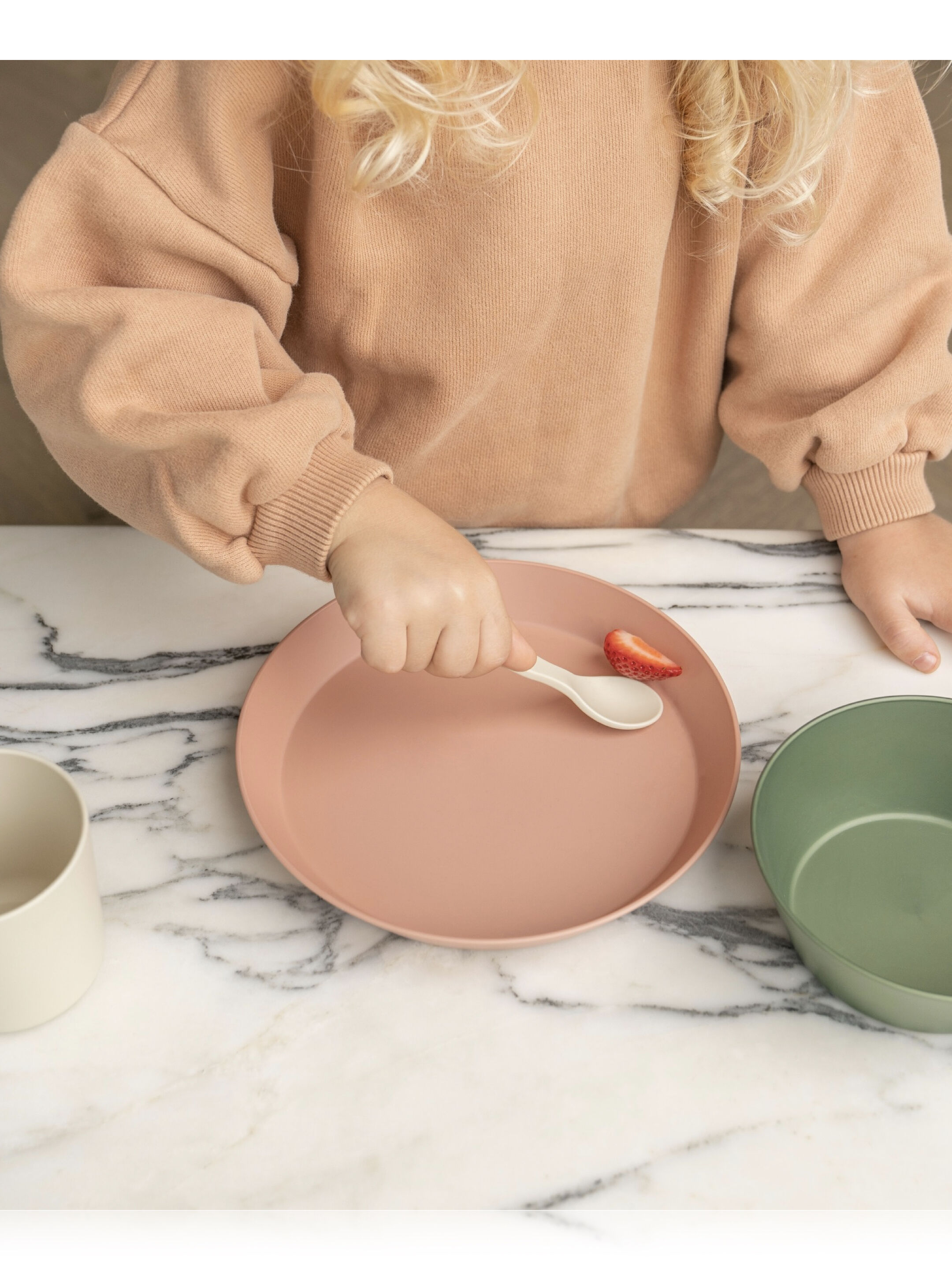 طقم أطباق من مواد حيوية من سيترون - 4 قطع بلون وردي/كريمي image number 3