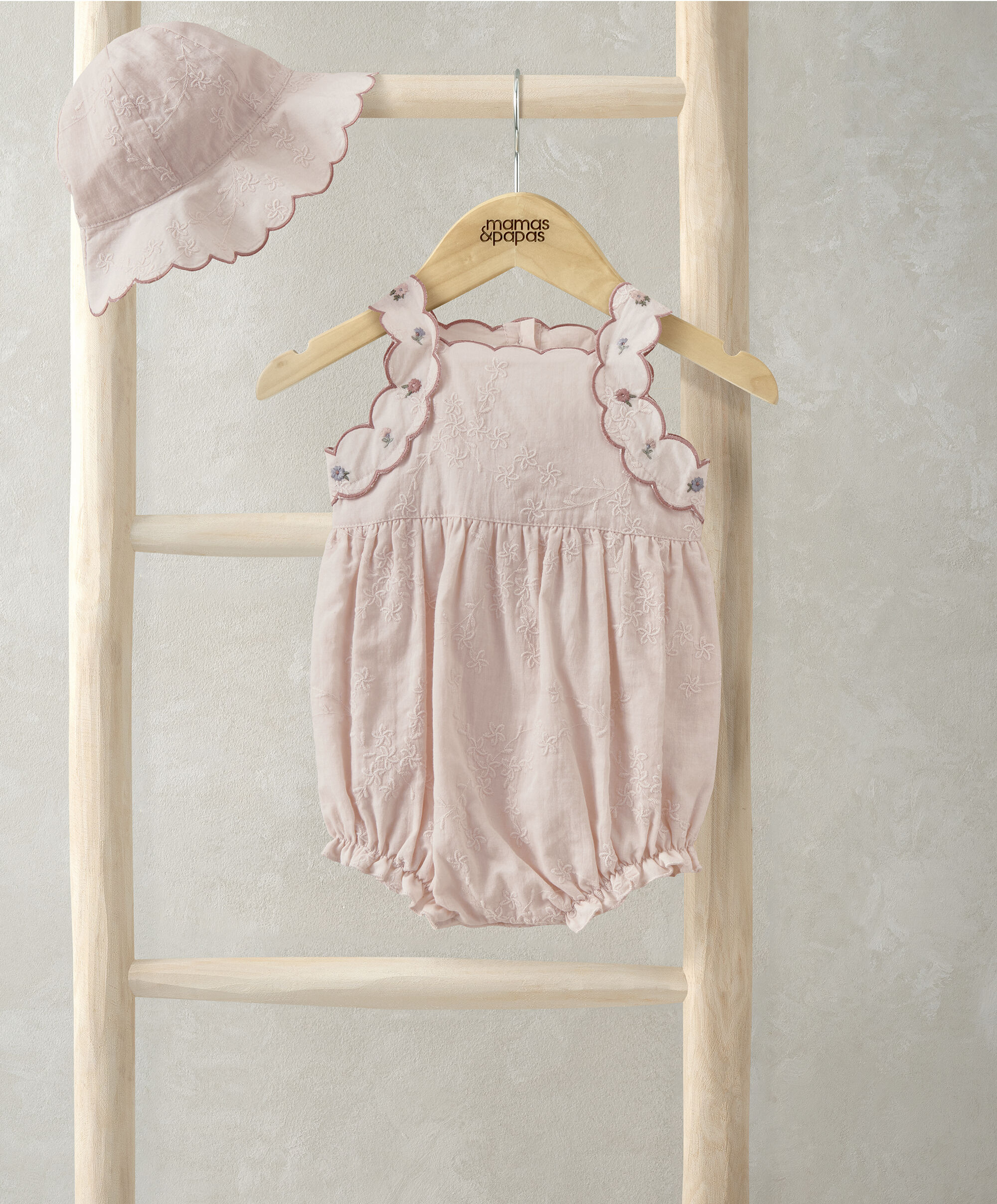 طقم أفرول وقبعة شمسية فرنش بينك image number 1