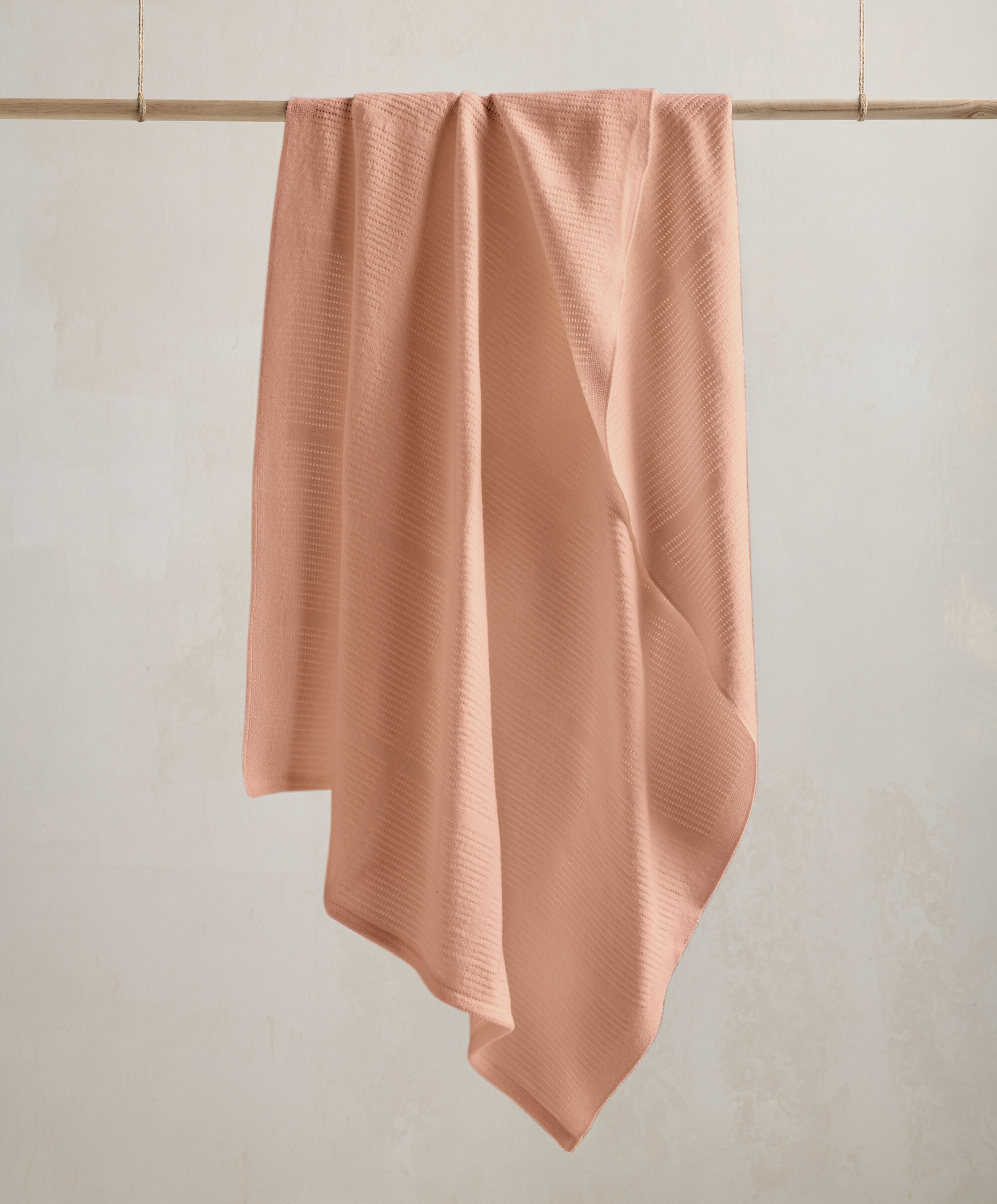 بطانية قطن منسوجة كبيرة - وردي image number 5