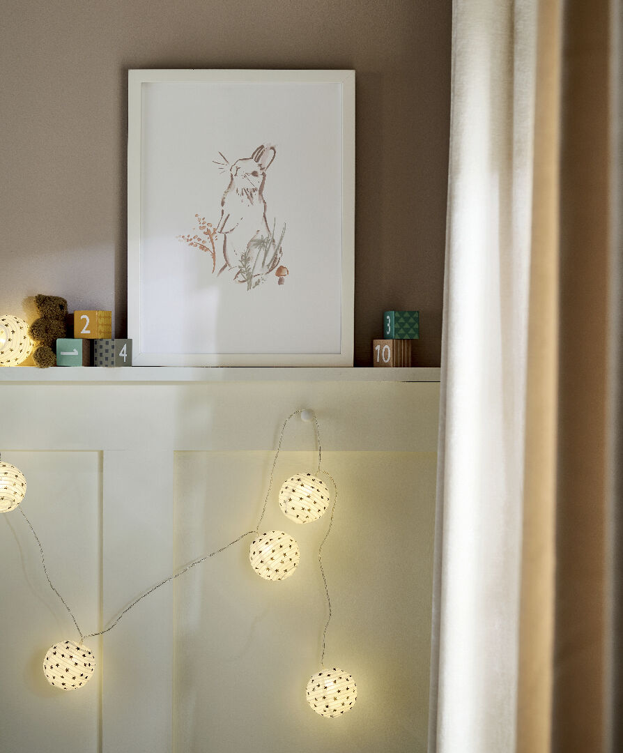 زينة حائط معلقة بنقشة أرنب image number 1