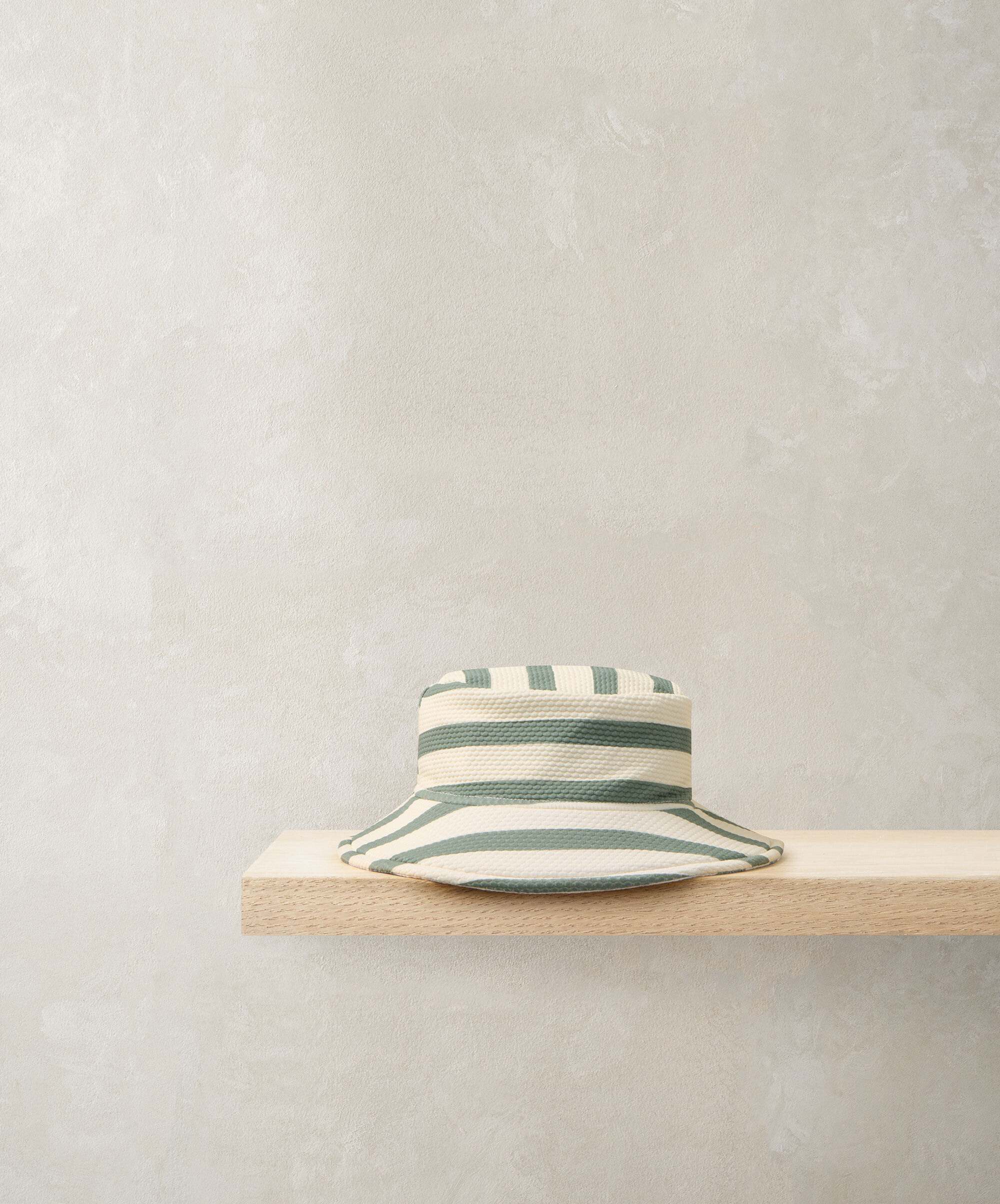 قبعة سباحة باكيت مخططة image number 1