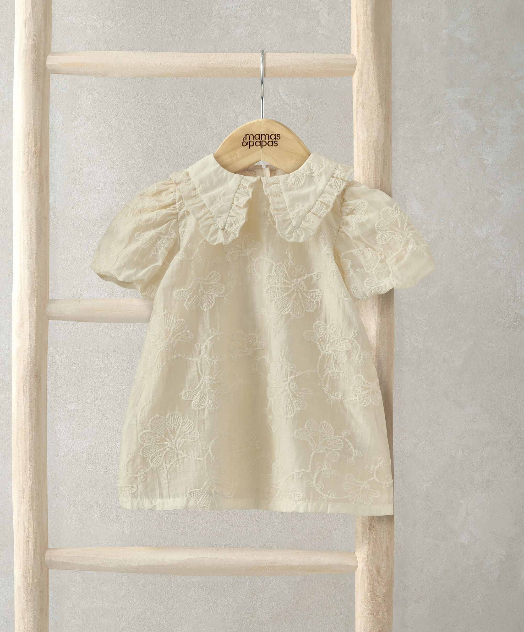 فستان بياقة image number 1