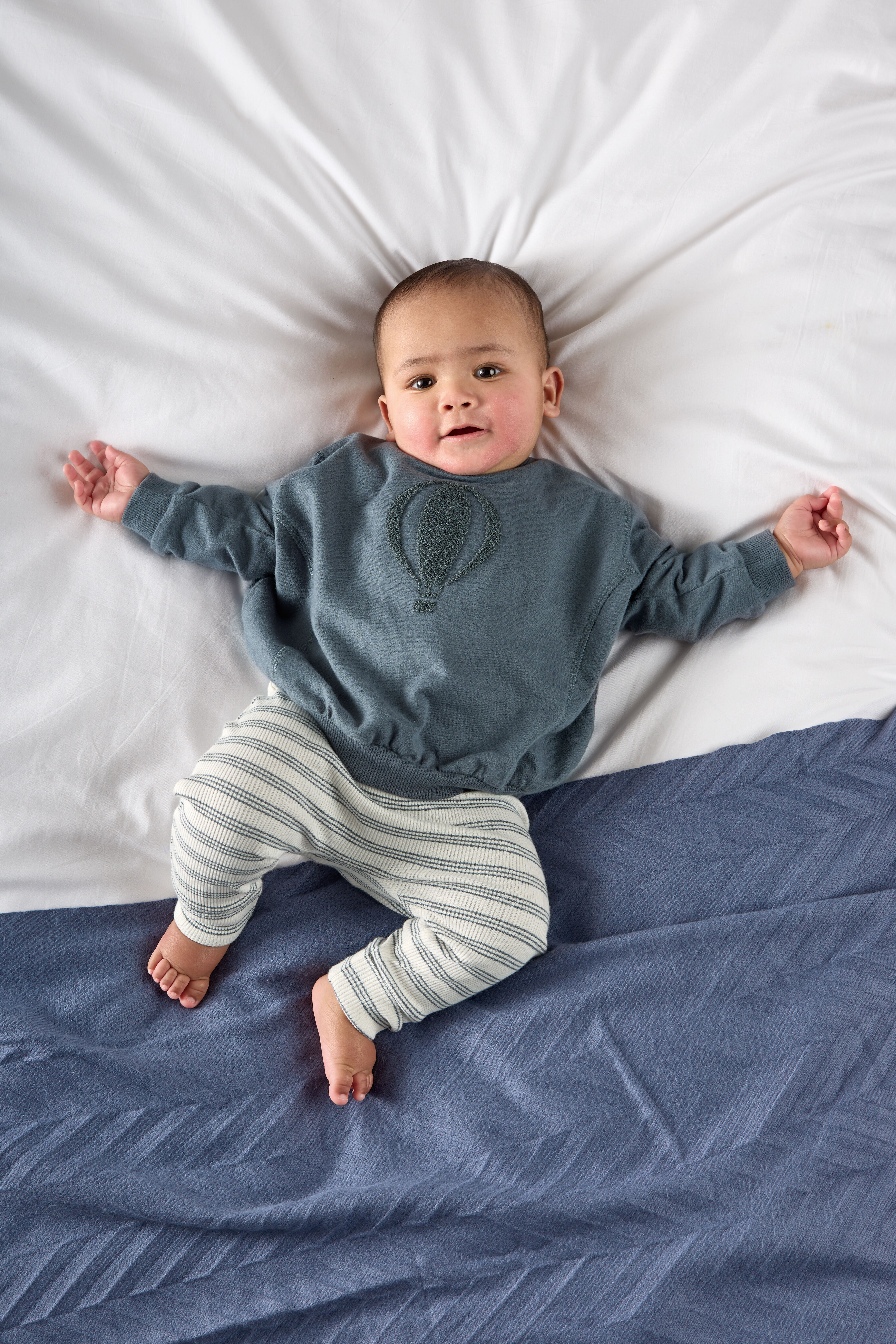 طقم بلوزة ولغينغز بنقشة مخططة - قطعتان image number 5