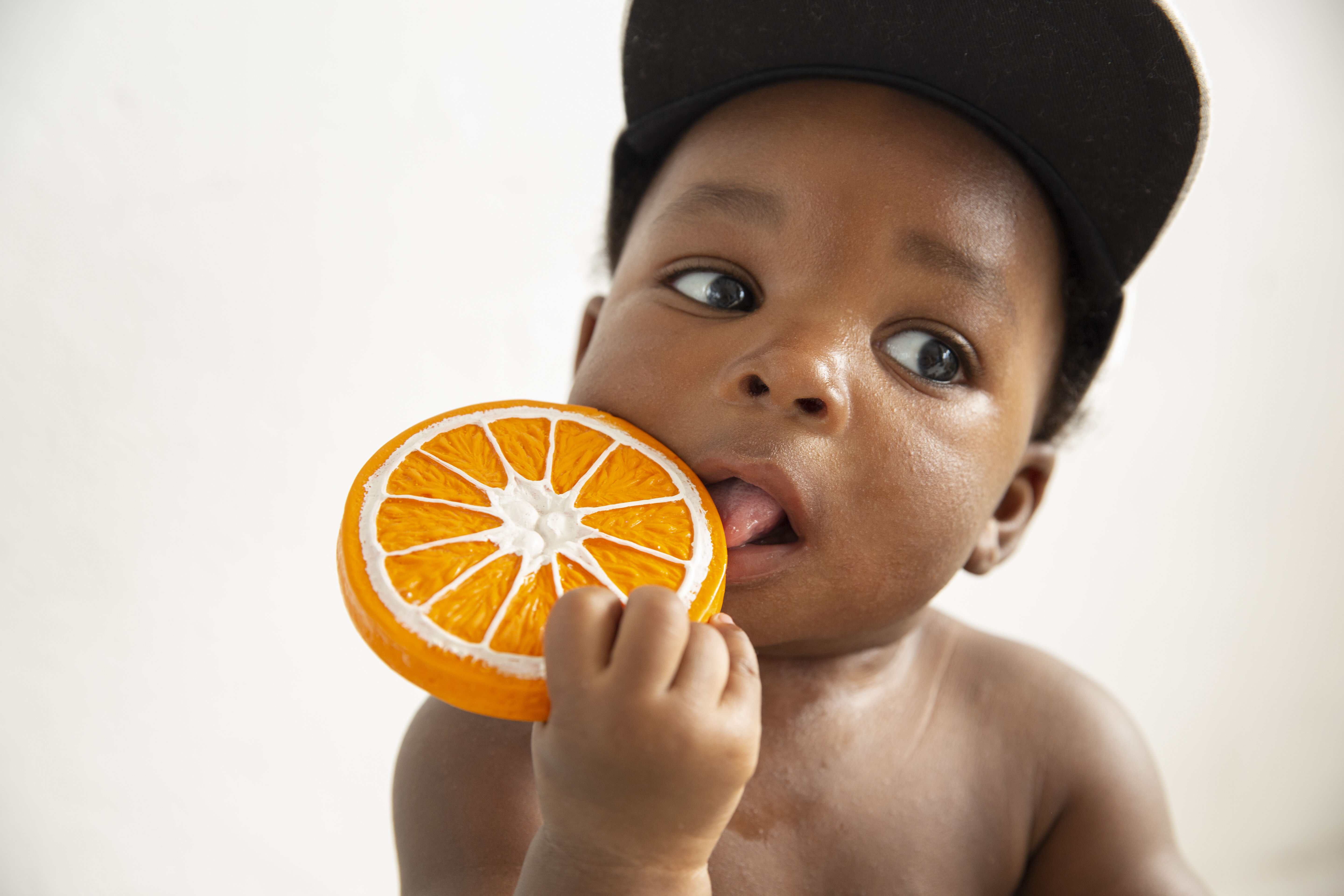 لعبة بتصميم البرتقالة كليمنتينو من أولي اند كارول image number 5